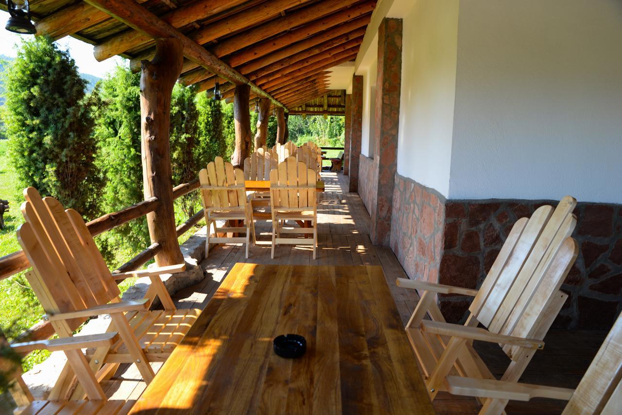 Motel Nacionalni Restoran Ognjiste Koruge エクステリア 写真